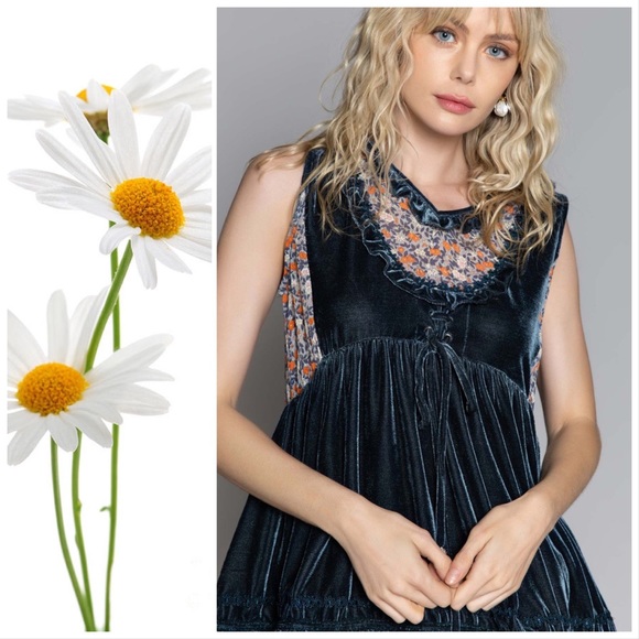 POL Midnight Blue Velvet Babydoll Top - Picture 8 of 11